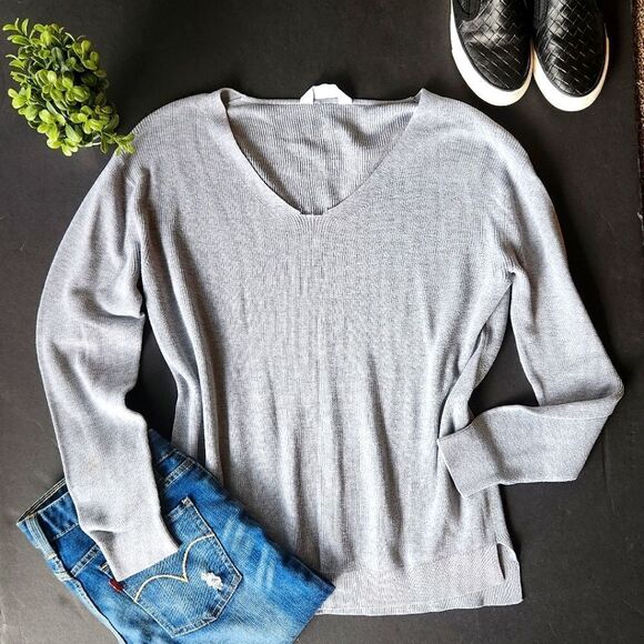 Everlane Grey Ribbed Oversized Sweater - Picture 1 of 9